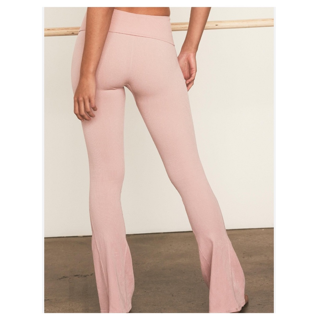 Ribbed Flare Leggings - Blush Pink
